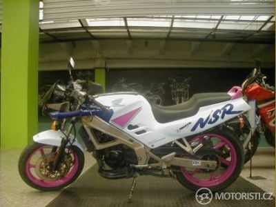 Starší typ Hondy NSR 125