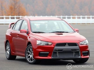 Nové Mitsubishi EVO X se svým agresivním vhledem