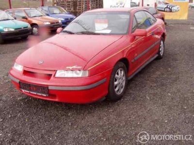 Opel Calibra její přední maska