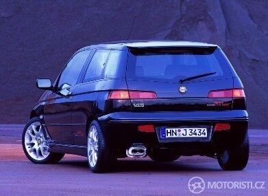 Alfa Romeo 145