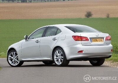 Lexus IS 220d – zadní pohled