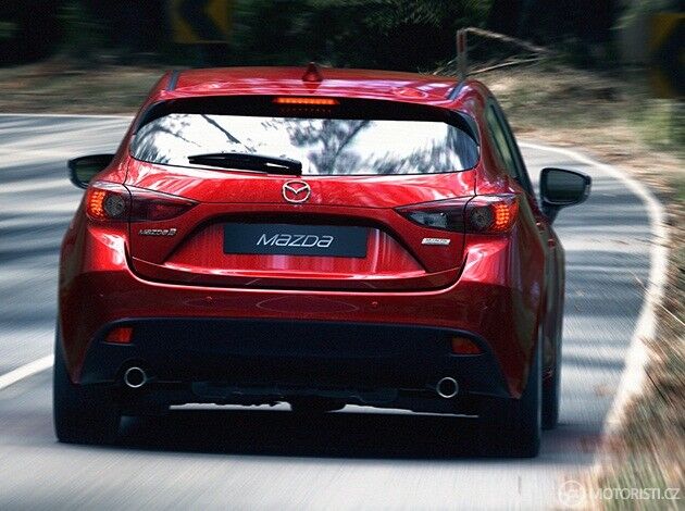 Mazda3 je sportovním vozem, který umí stlačit kombinovanou spotřebu na 4,1 l/100 km. Foto: www.mazda.cz